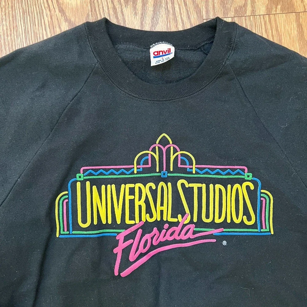 Anvil Universal Studios Florida women's size Large vintage oversized crewneck